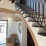 Is Scabas Guestrooms بيت ضيافة Solarussa