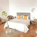 Is Scabas Guestrooms 5* Solarussa