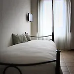 Is Scabas Guestrooms 5*