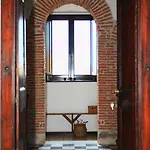 Is Scabas Guestrooms 5* Solarussa