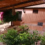 Is Scabas Guestrooms بيت ضيافة