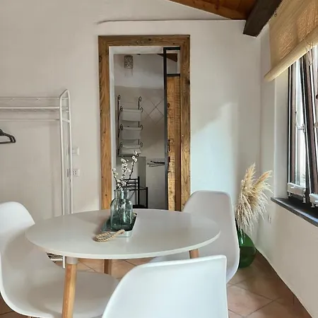 Is Scabas Guestrooms Solarussa