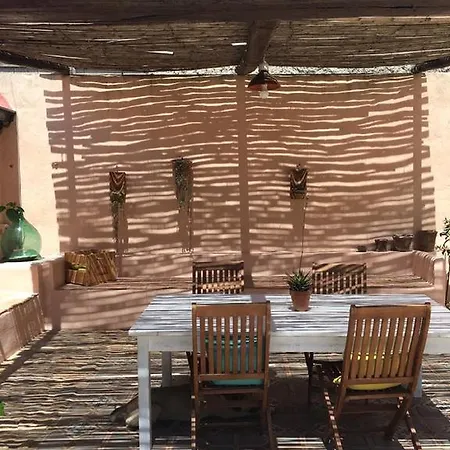 Pensión Is Scabas Guestrooms Solarussa
