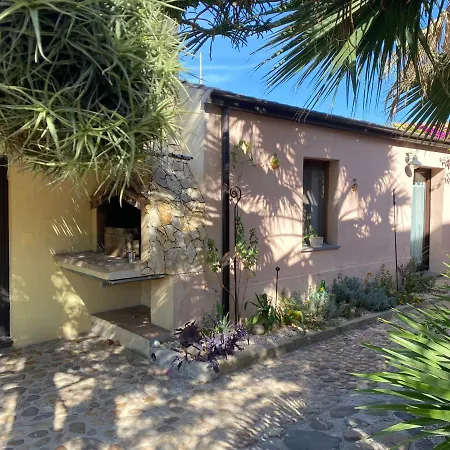 Is Scabas Guestrooms 4* Solarussa