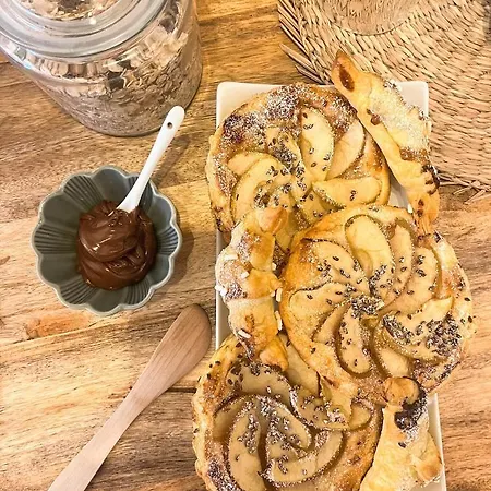 Is Scabas Guestrooms Гостевой дом 4*