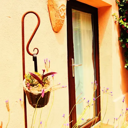 Is Scabas Guestrooms 4*