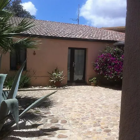 Гостевой дом Is Scabas Guestrooms 4*