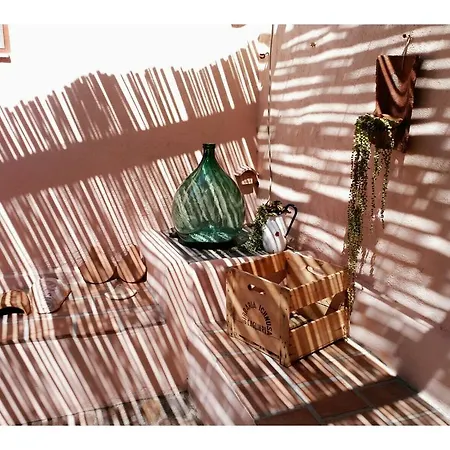 Is Scabas Guestrooms Solarussa