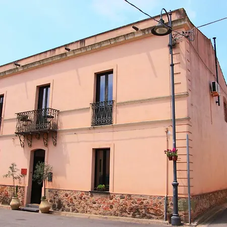 Is Scabas Guestrooms Гостевой дом 4*