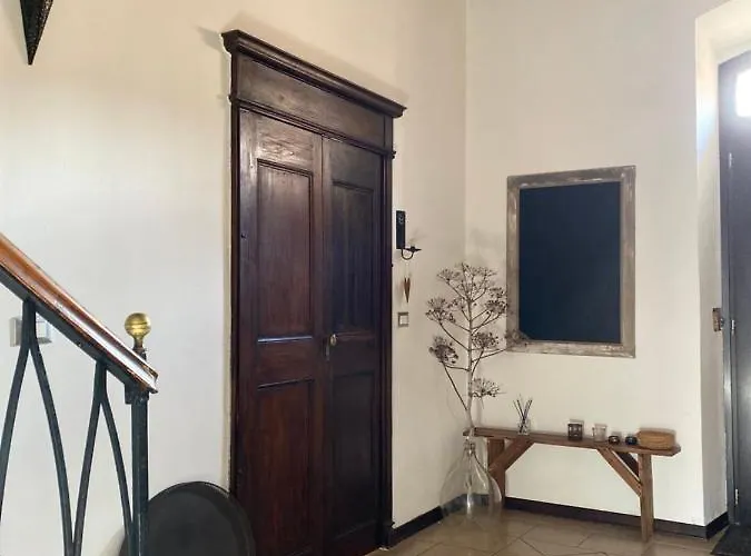 ゲストハウス Is Scabas Guestrooms Solarussa