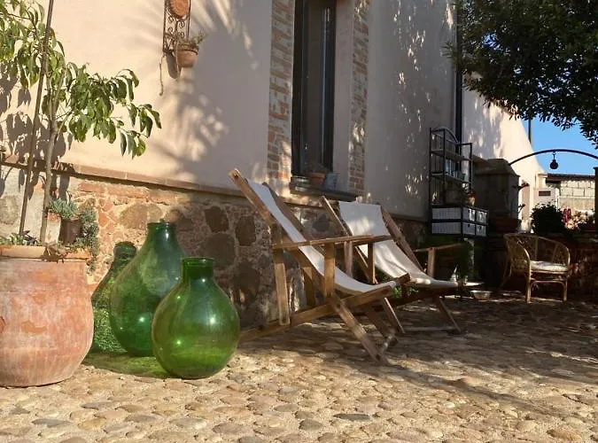 ゲストハウス Is Scabas Guestrooms Solarussa