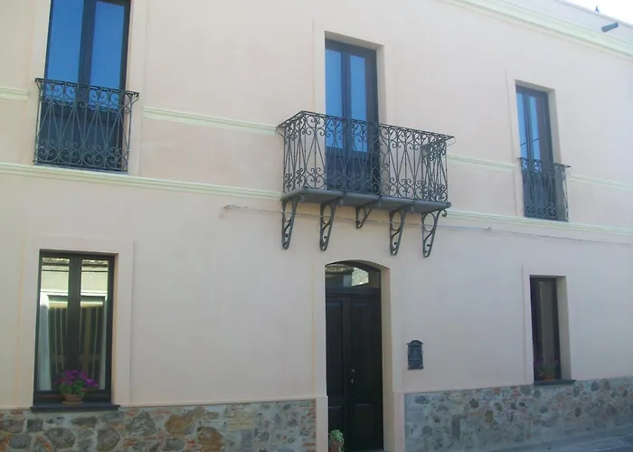 ゲストハウス Is Scabas Guestrooms