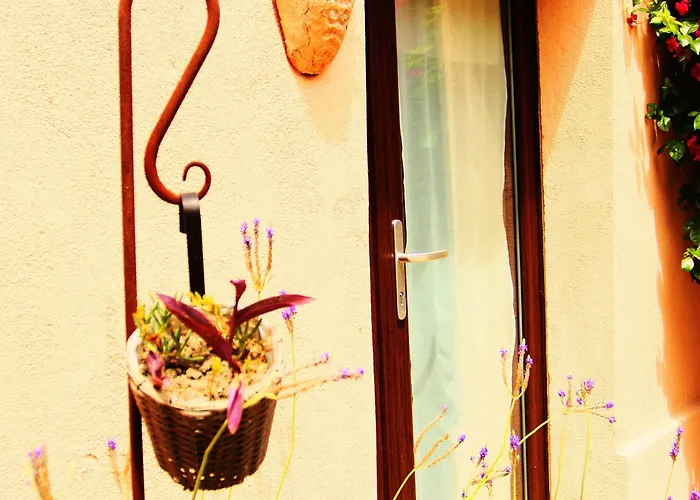 Is Scabas Guestrooms 5*