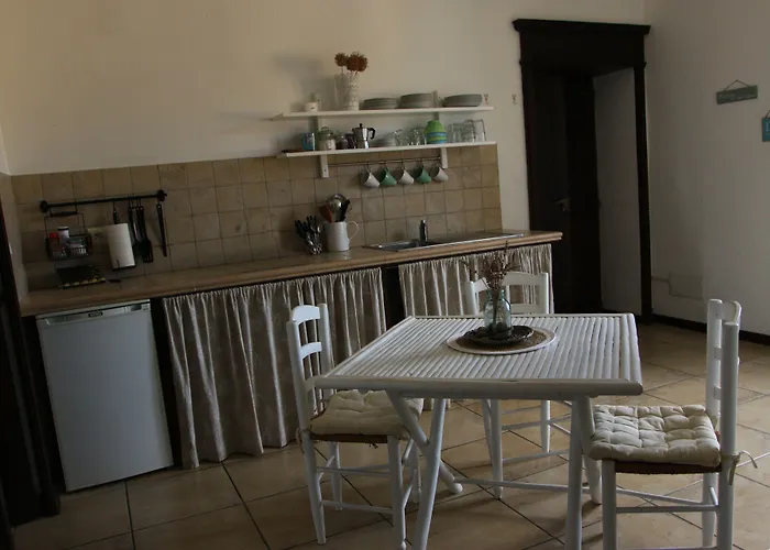 ゲストハウス Is Scabas Guestrooms