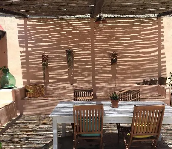 ゲストハウス Is Scabas Guestrooms Solarussa