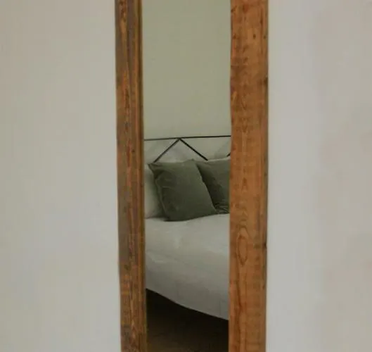 ゲストハウス Is Scabas Guestrooms 5*